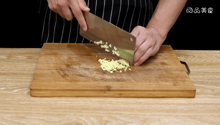 蚝油藕片做法步骤：4