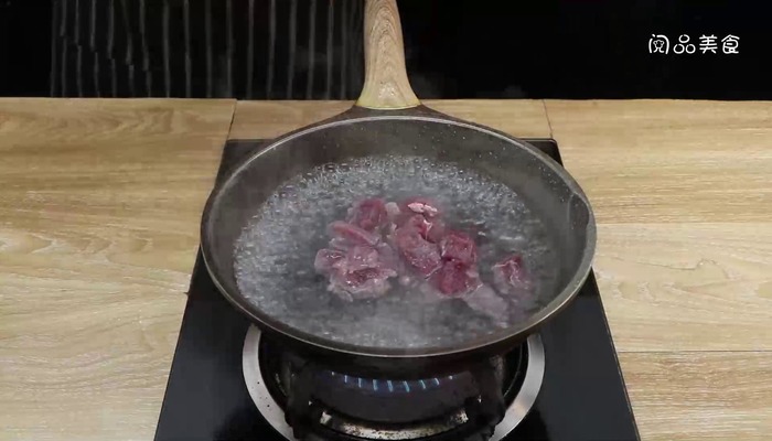 西红柿炖牛腩做法步骤：7