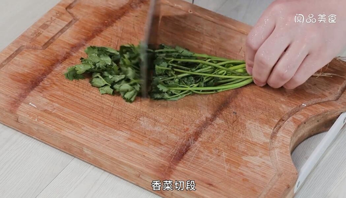 木耳拌黄瓜做法步骤：4