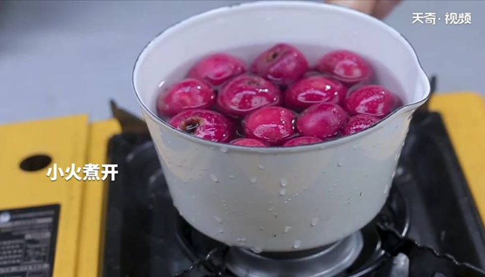 山楂水做法步骤：2