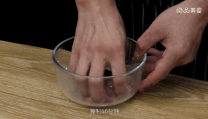 榨菜炒肉丝做法步骤：6