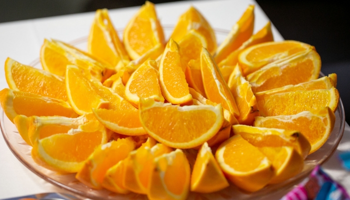 牛奶和橘子一起吃的好处