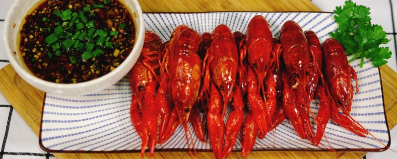 一斤小龙虾大概有多少只