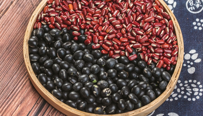 黑豆和红枣一起吃的好处