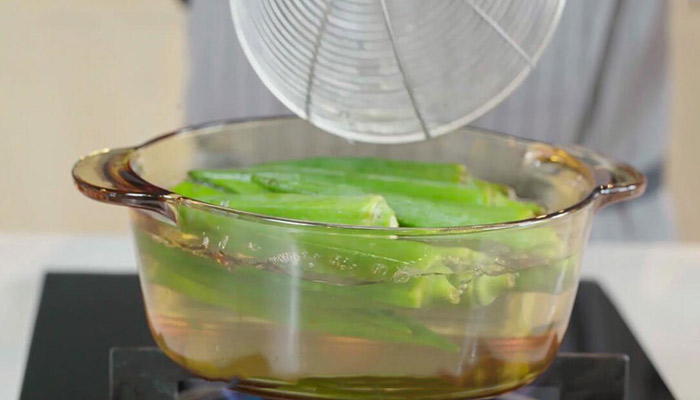 蒜香豆苗做法步骤：2