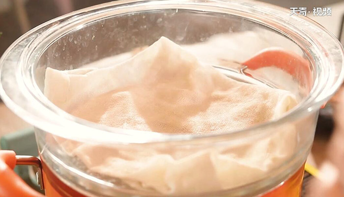 蛋皮肉松卷做法步骤：5