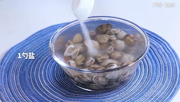 香辣花甲做法步骤：2