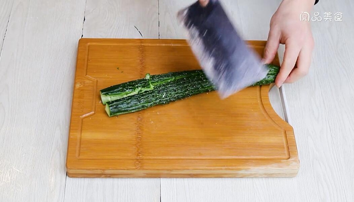 木耳拌黄瓜做法步骤：3