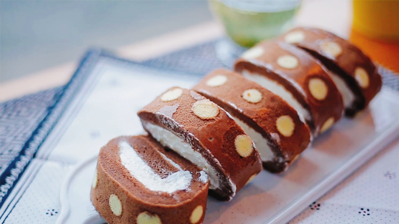 波点蛋糕卷做法步骤：13