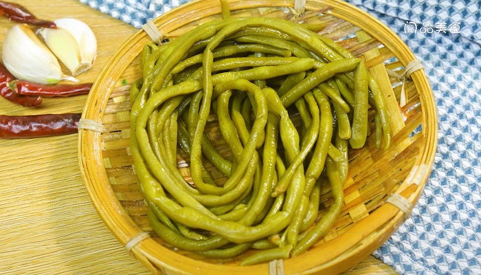 腌酸豆角