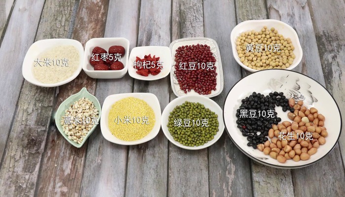 八宝粥做法步骤：1