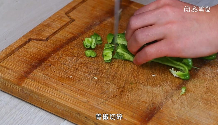 酸辣土豆羹做法步骤：4