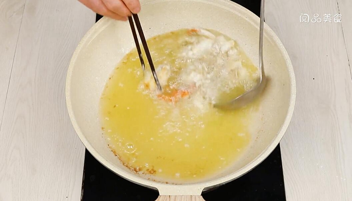 姜葱炒花蟹做法步骤：6