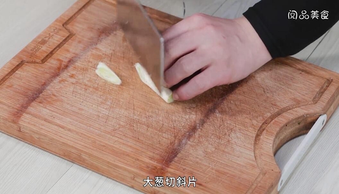 清蒸大闸蟹做法步骤：5